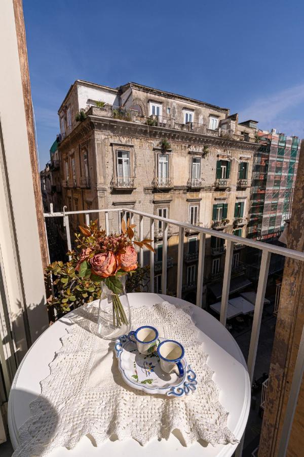 Hotel Napulitandream Duomo à Naples Extérieur photo