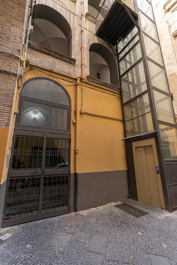 Hotel Napulitandream Duomo à Naples Extérieur photo